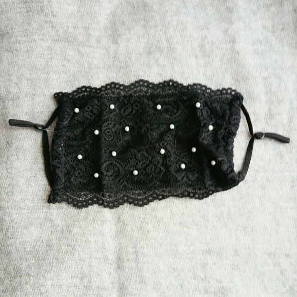 Set 2 lace party face mask adjustable black white - Picture 7 of 8